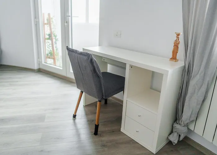 Urban House Apartment *