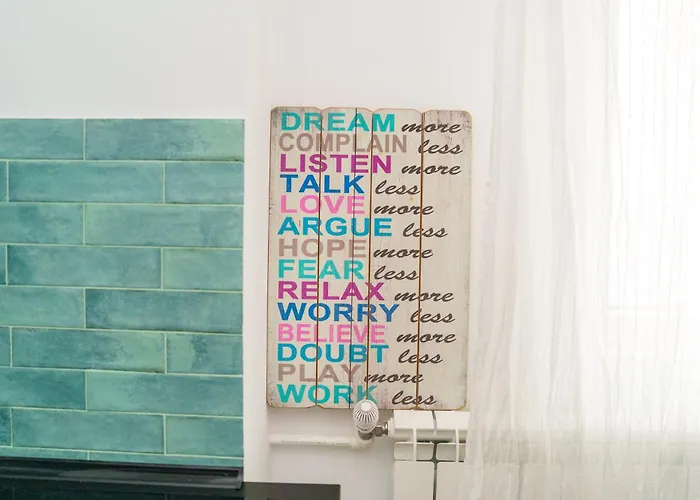 Urban House Bucureşti