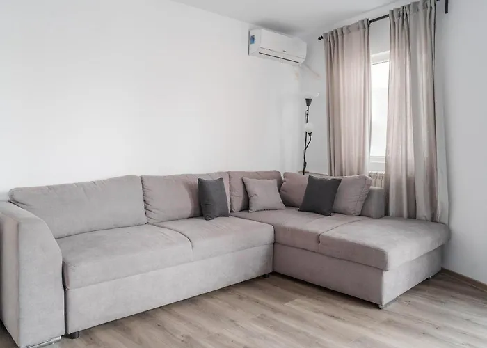 Urban House Apartament *